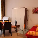 Raisa Apartments Randhartingergasse 12