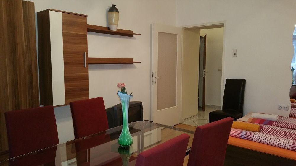 Raisa Randhartingergasse 12 Hotel *
